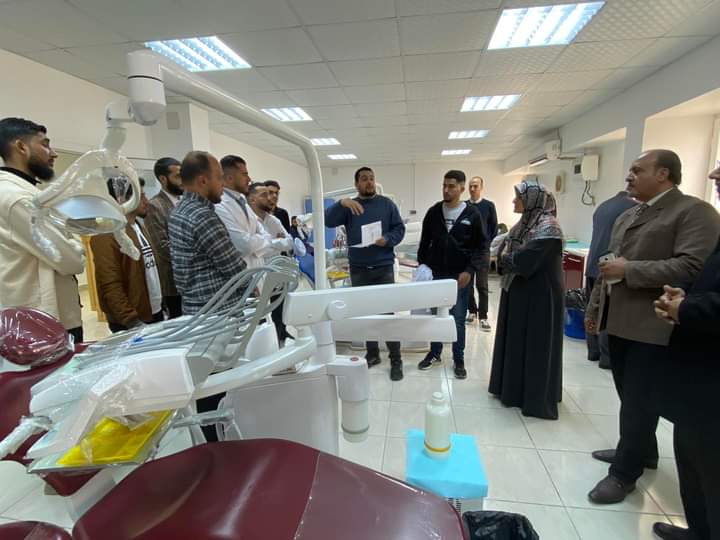 زيارة كلية طب أسنان جامعة المرقب